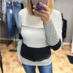 BOUTIQUE L/S Thermal Color Block Top NEW!